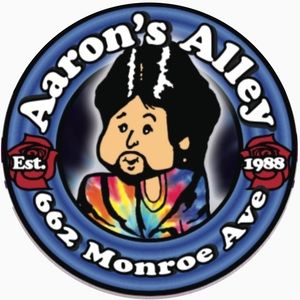 Meet your Posher, Aarons